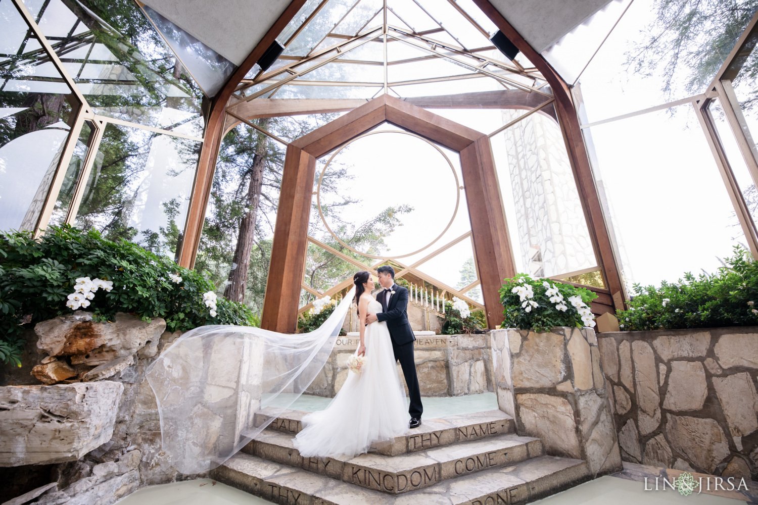 How To Choose A Wedding Venue | The Ultimate Guide