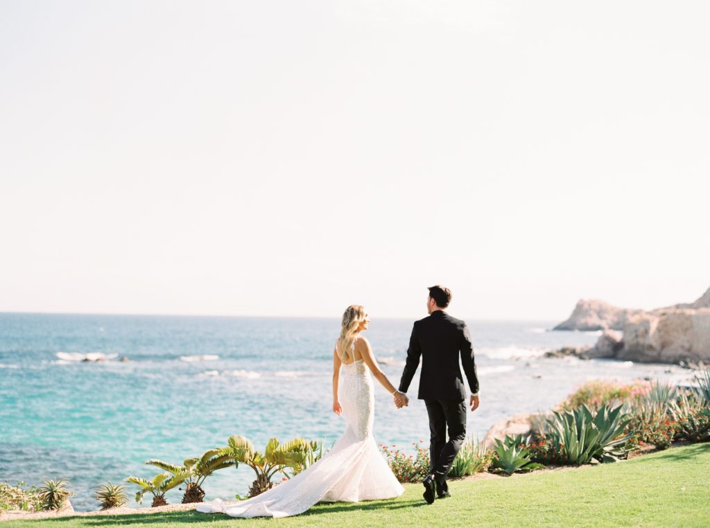 Elegant Jewish Wedding At The Chileno Bay Resort In San Jose Del Cabo By Erich Mcvey