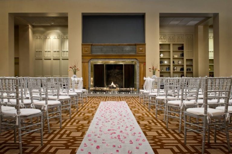 doubletree by hilton boston north shore