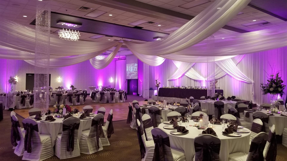 DoubleTree by Hilton Bloomington, IL
