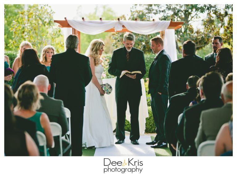 timber creek ballroom wedding dee and kris photography