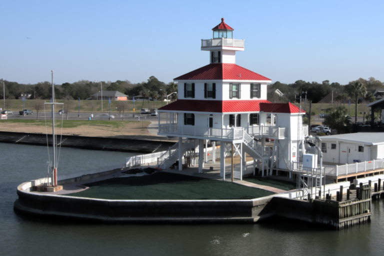 new canal lighthouse wedding venue