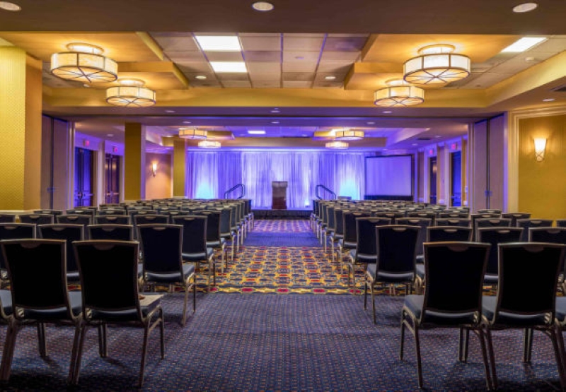 Renaissance Mobile Riverview Plaza Hotel