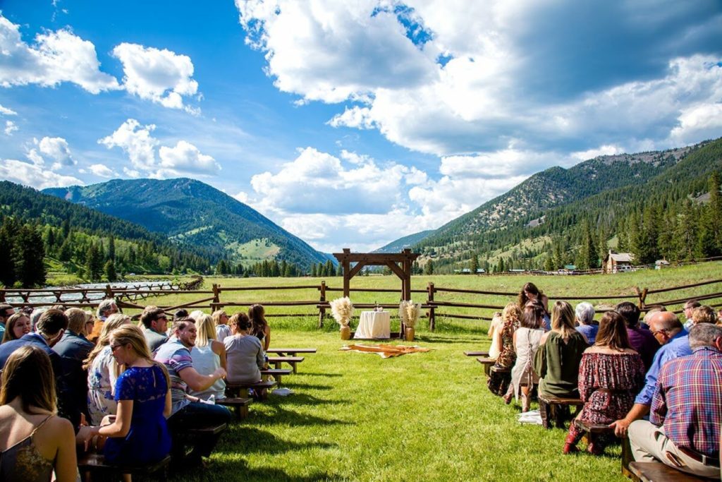 320 Guest Ranch