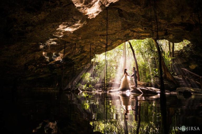 Stunning Examples of Reflection Photography at Weddings