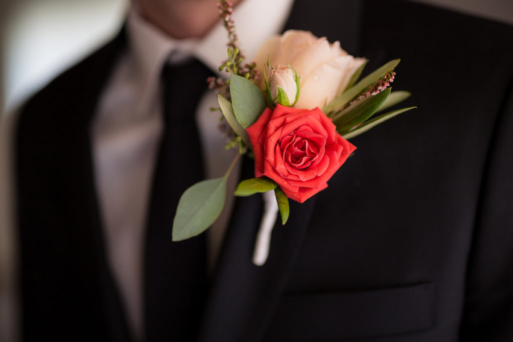 The Groom Boutonniere Guide (with Tips and Inspiration)