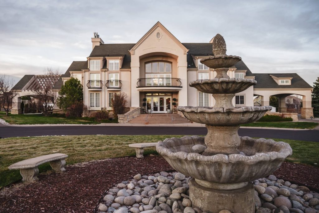 The Chateaux at Fox Meadows