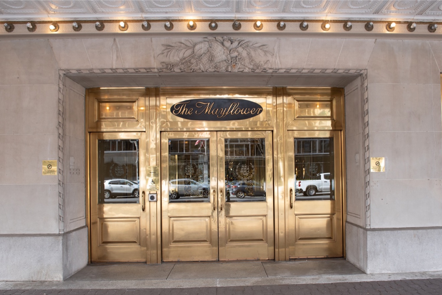 Mayflower Hotel