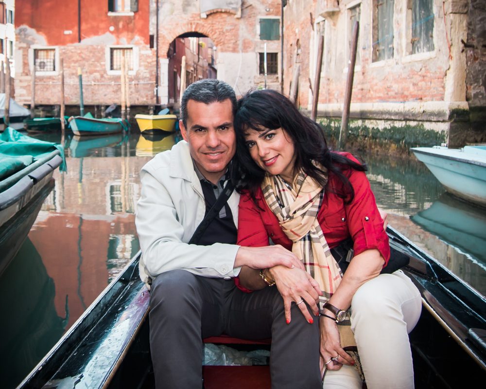 Viridian profile pic venice gondola