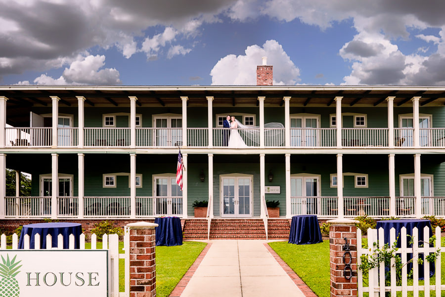 Lee House