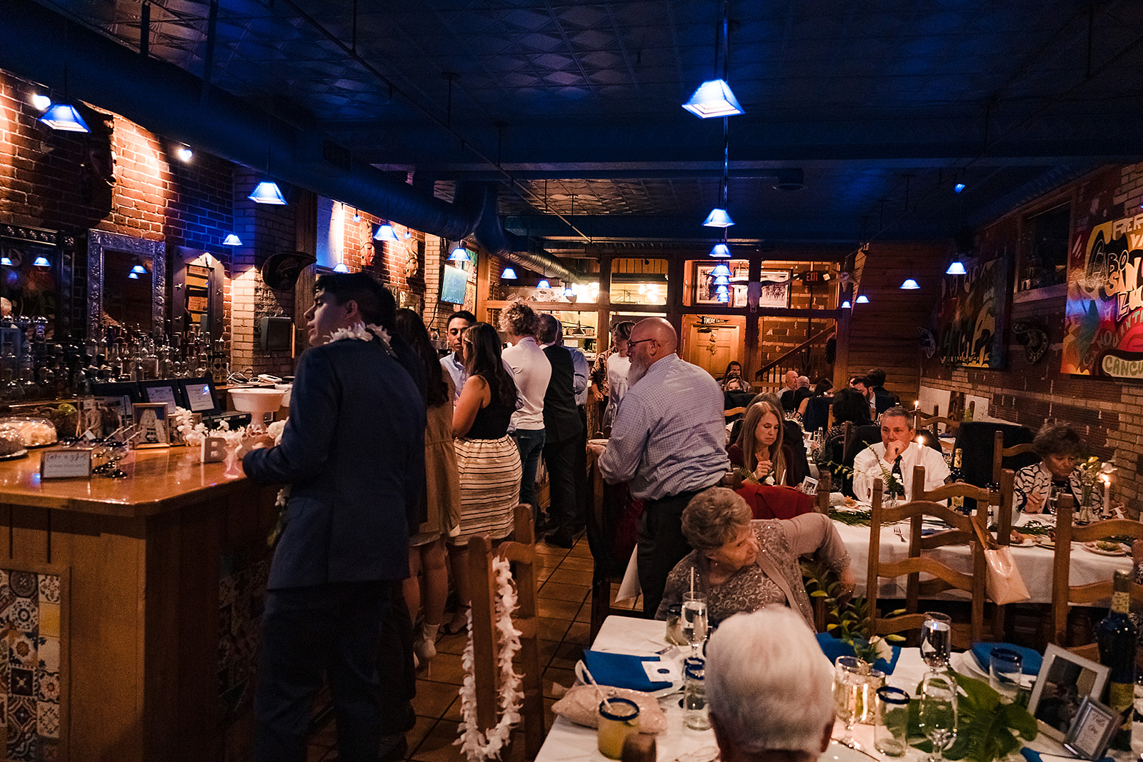Azul Bar Y Cantina