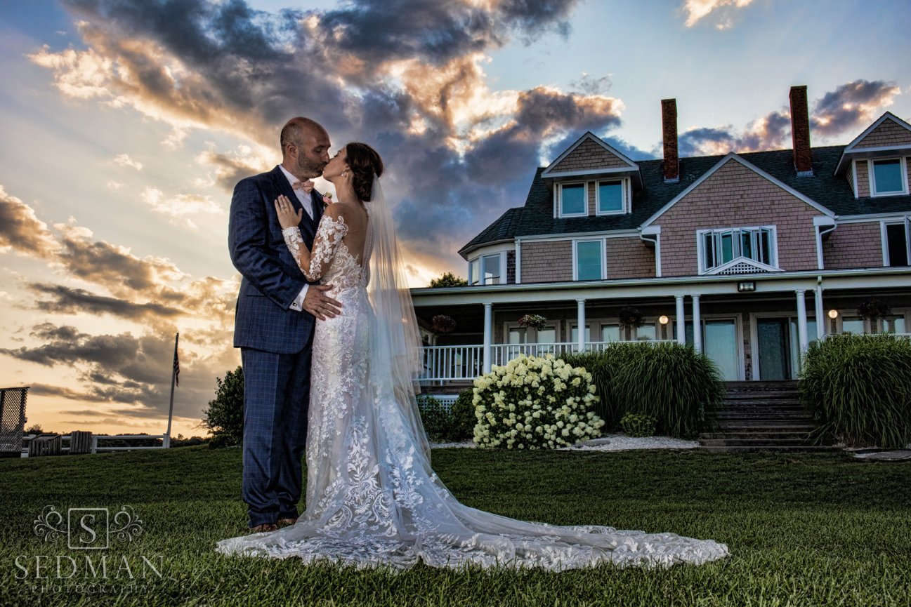Shining Tides Weddings