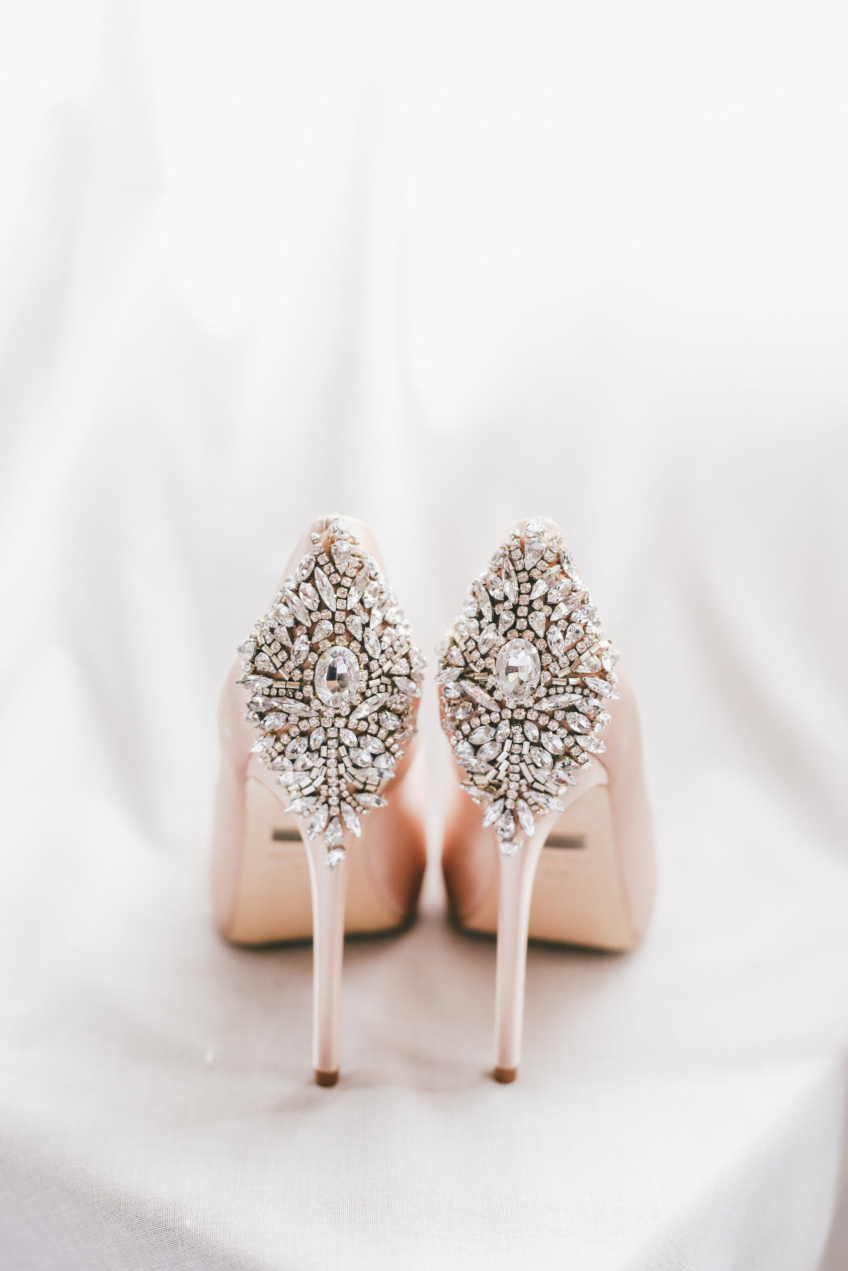 Wedding Society by Olga Thomas