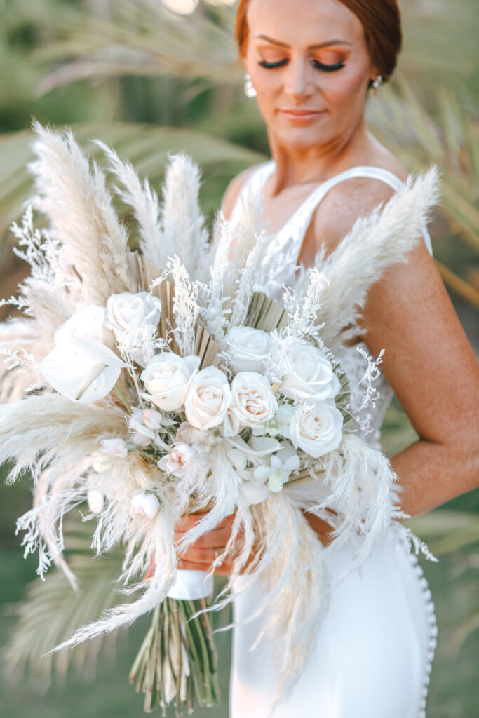 Wedding Society by Olga Thomas