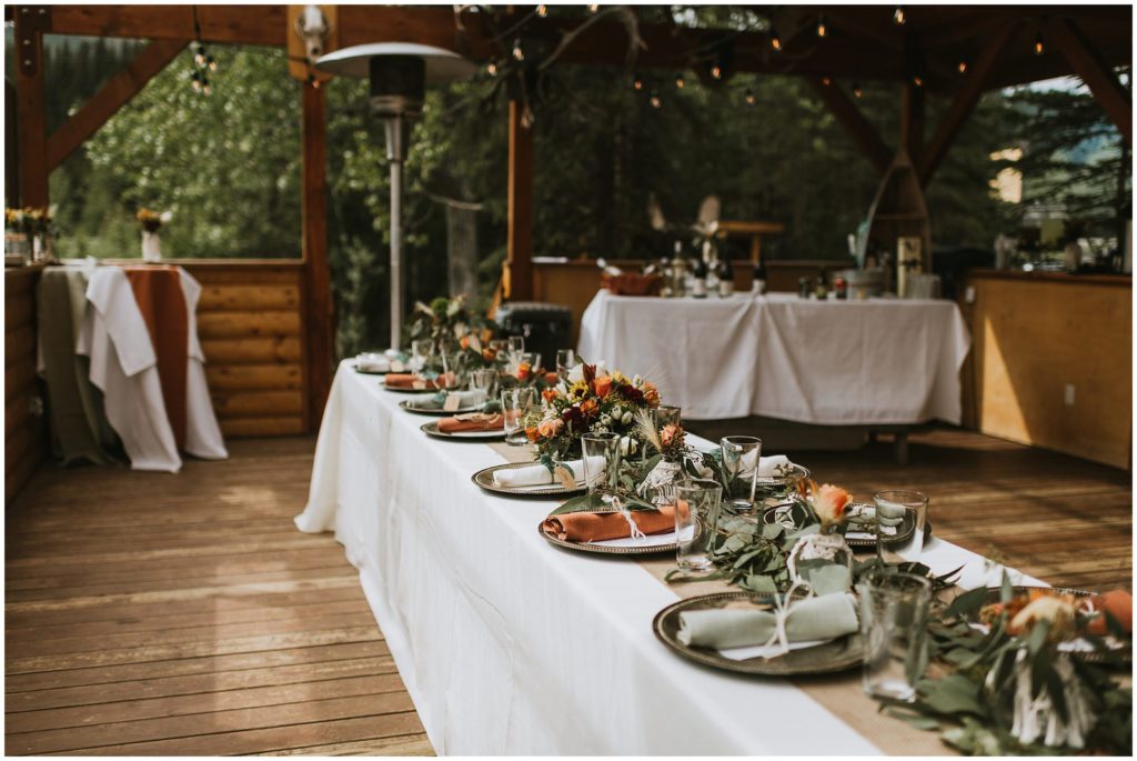 McKinley Creekside Cabins, Café & Bakery
