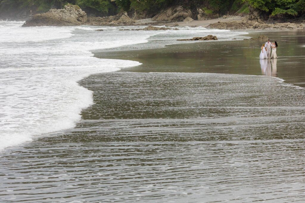 Arenas Del Mar Beachfront and Rainforest Resort