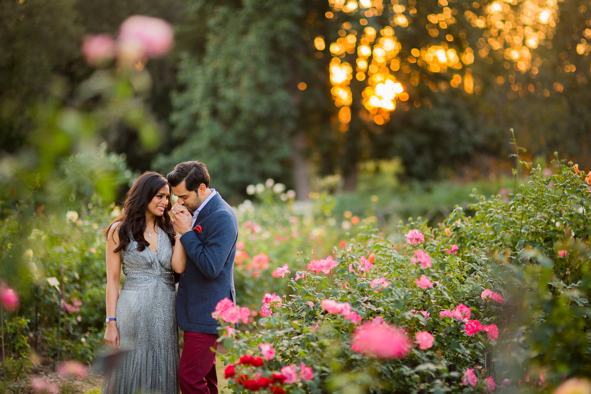 15+ Engagement Photos Featuring Flowers
