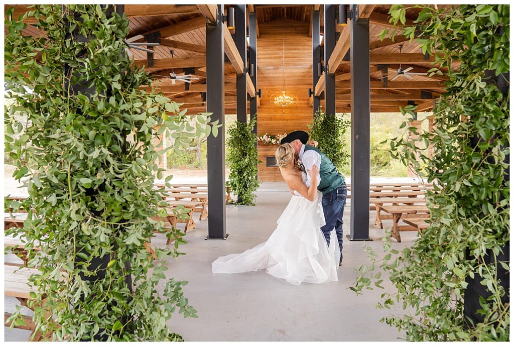 Morgan Creek Barn by Walters Wedding Estates | Dripping Springs