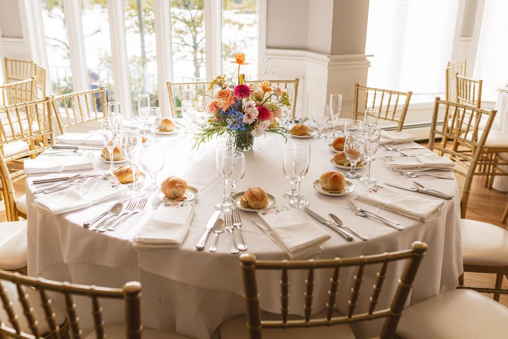 Sea Cliff Manor