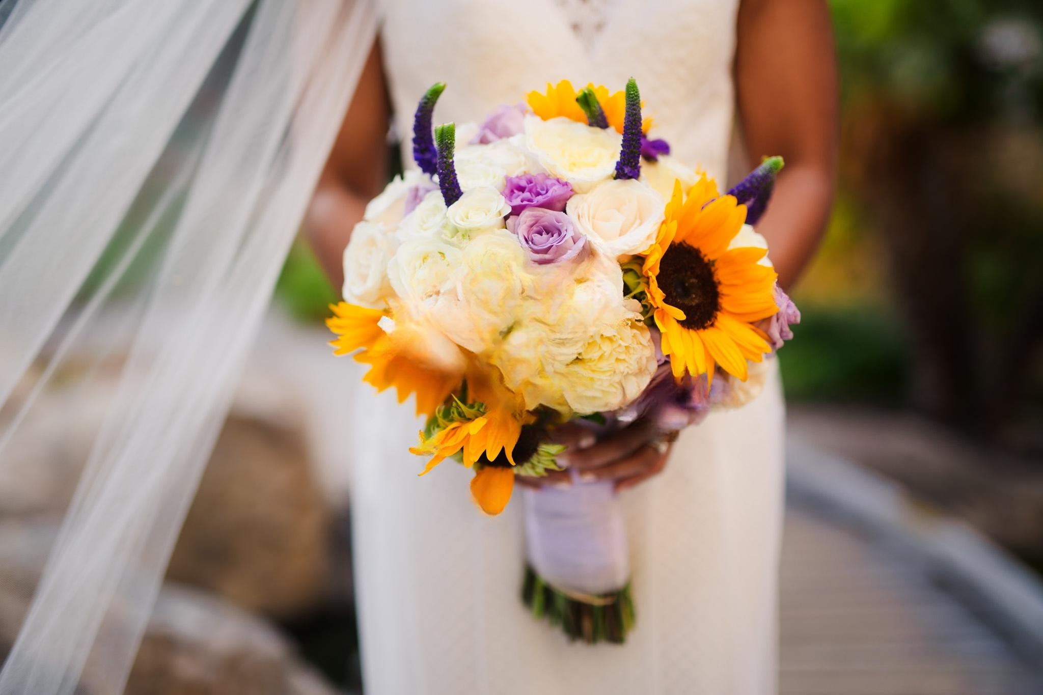 30+ Pictures of Beautiful Wedding Bouquets