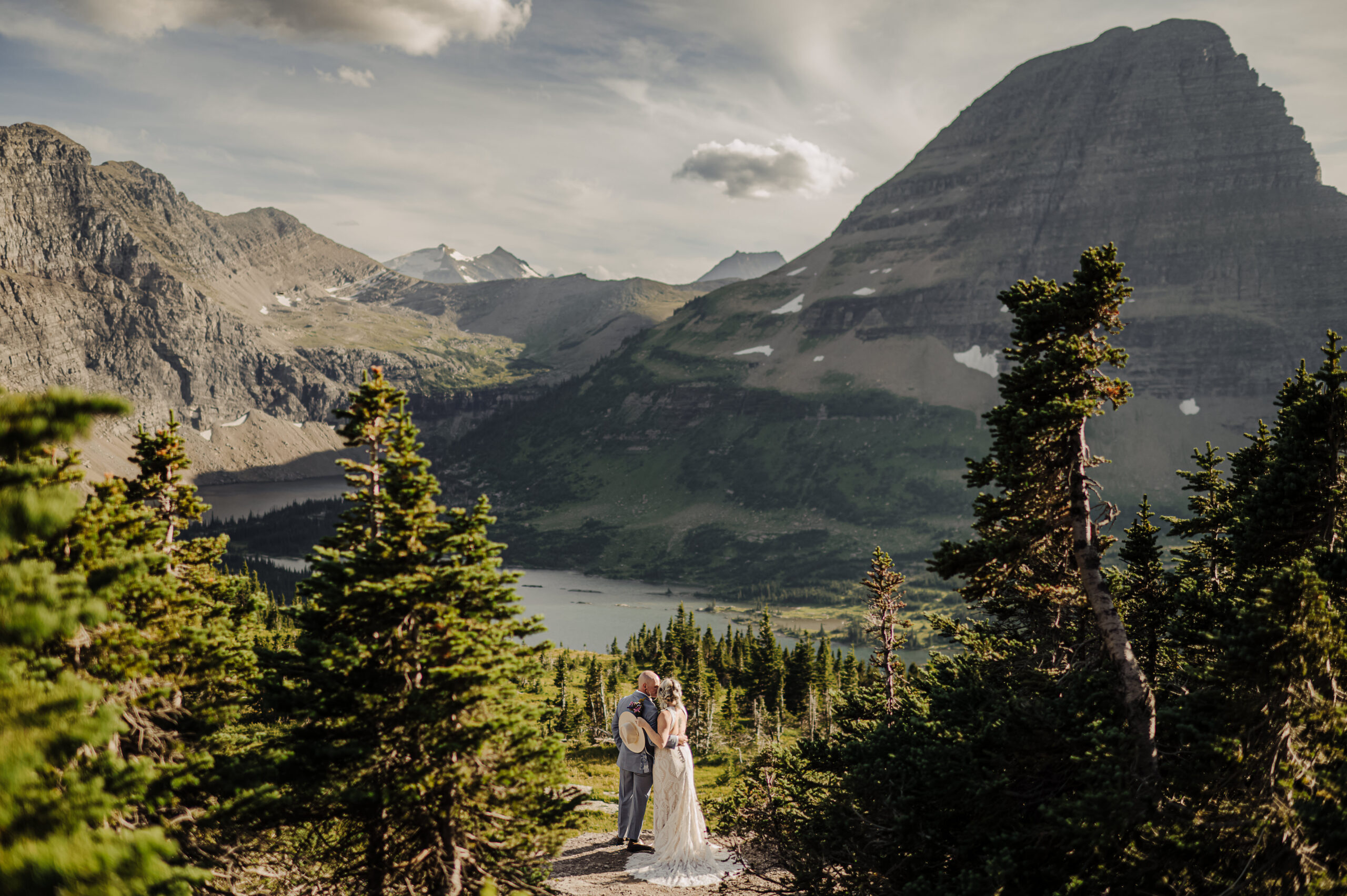 12 Lake Wedding Photography Ideas to Inspire Your Perfect Day