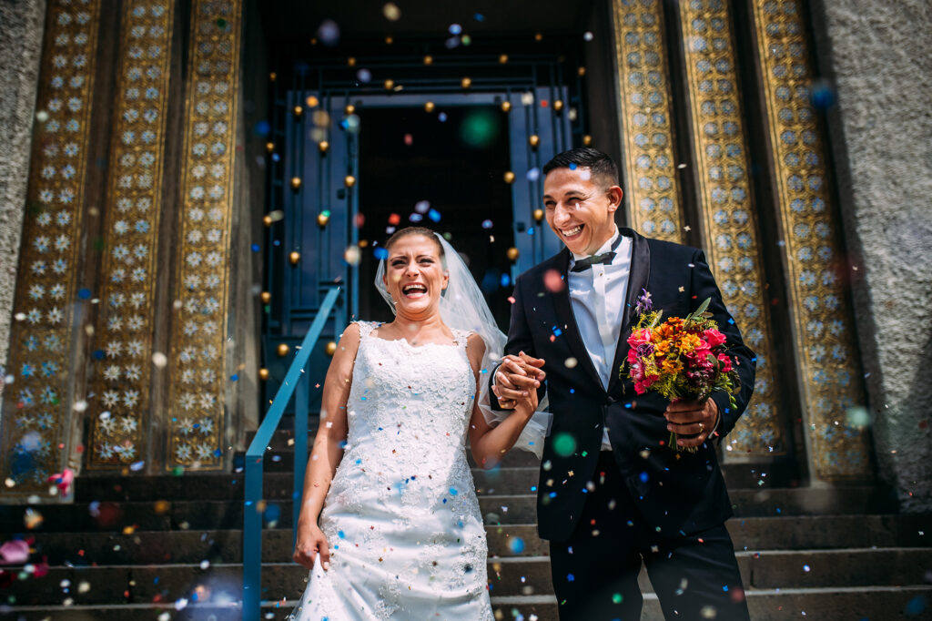 petal-toss-wedding-andreas-pollok-1-1024x682.jpg