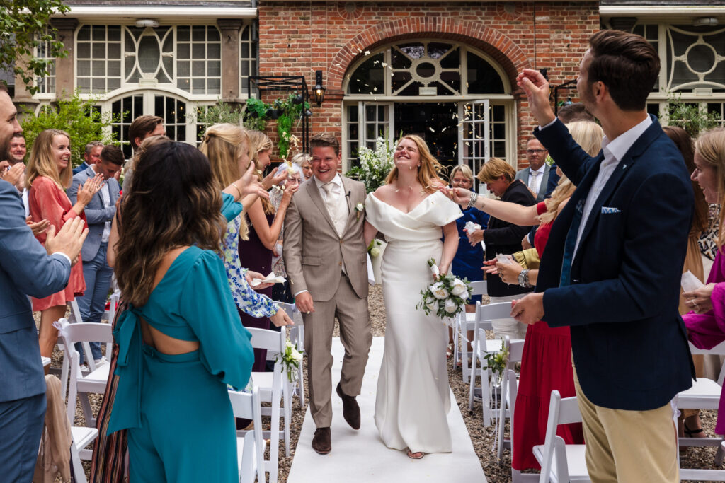 petal-toss-wedding-jeroen-savelkouls-fotografie-1-scaled-1-1024x683.jpg