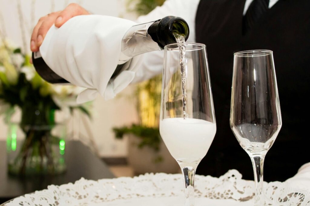wedding-champagne-1024x683.jpg