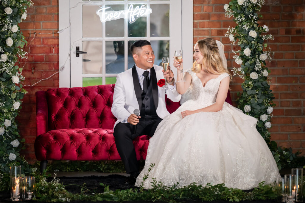 seated-wedding-pose-Luzye-Photography-2-scaled-1-1024x683.jpg