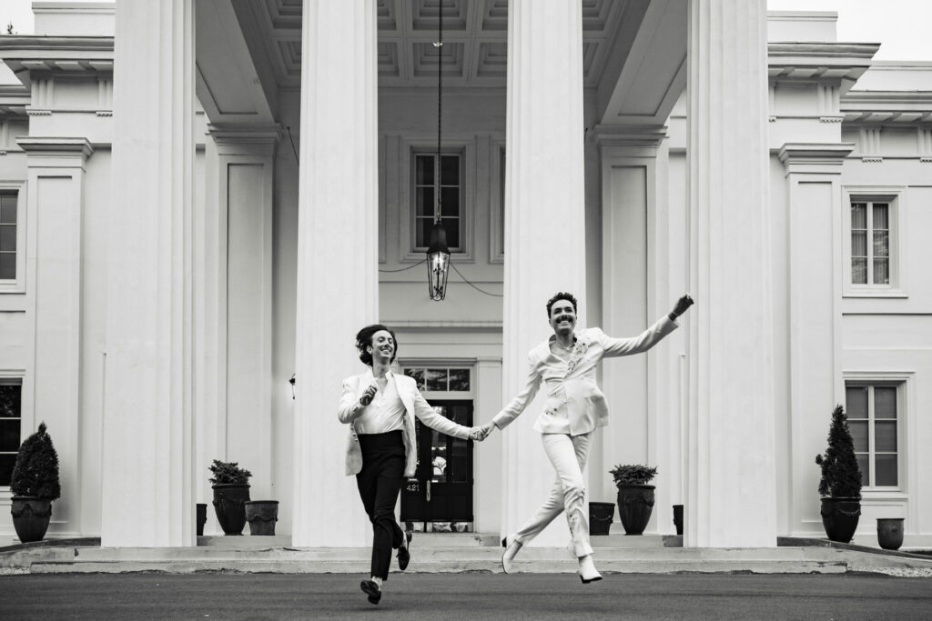 walking-running-pose-nix-weddings-02-1024x683.jpg