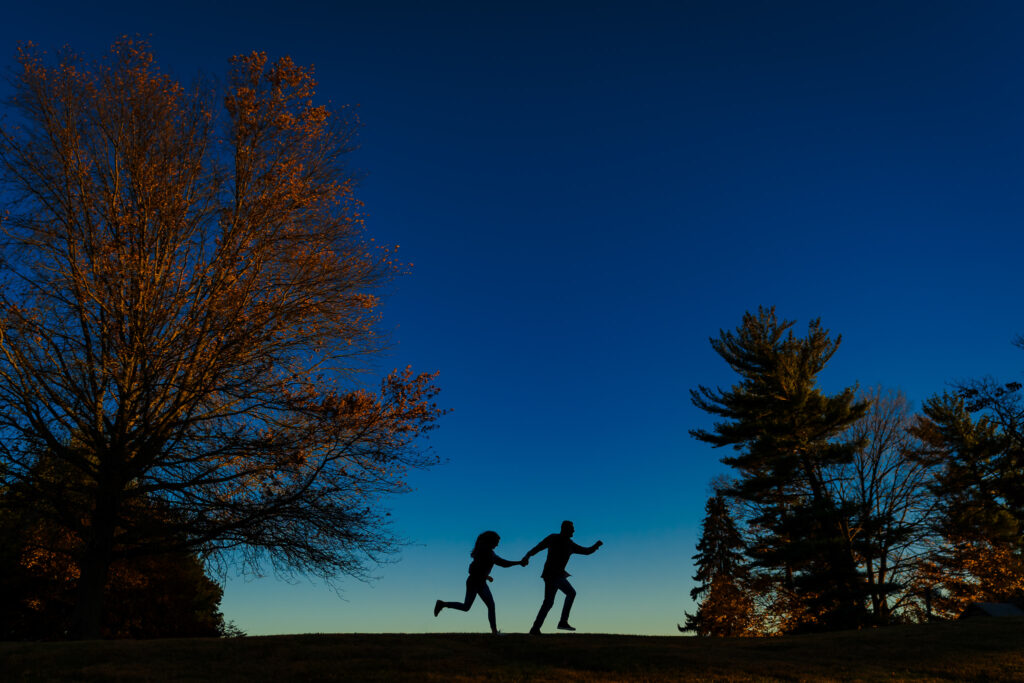 walking-running-pose-smj-photography-1-1024x683.jpg