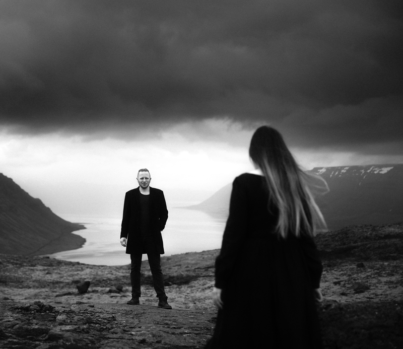 Ást og Hraun