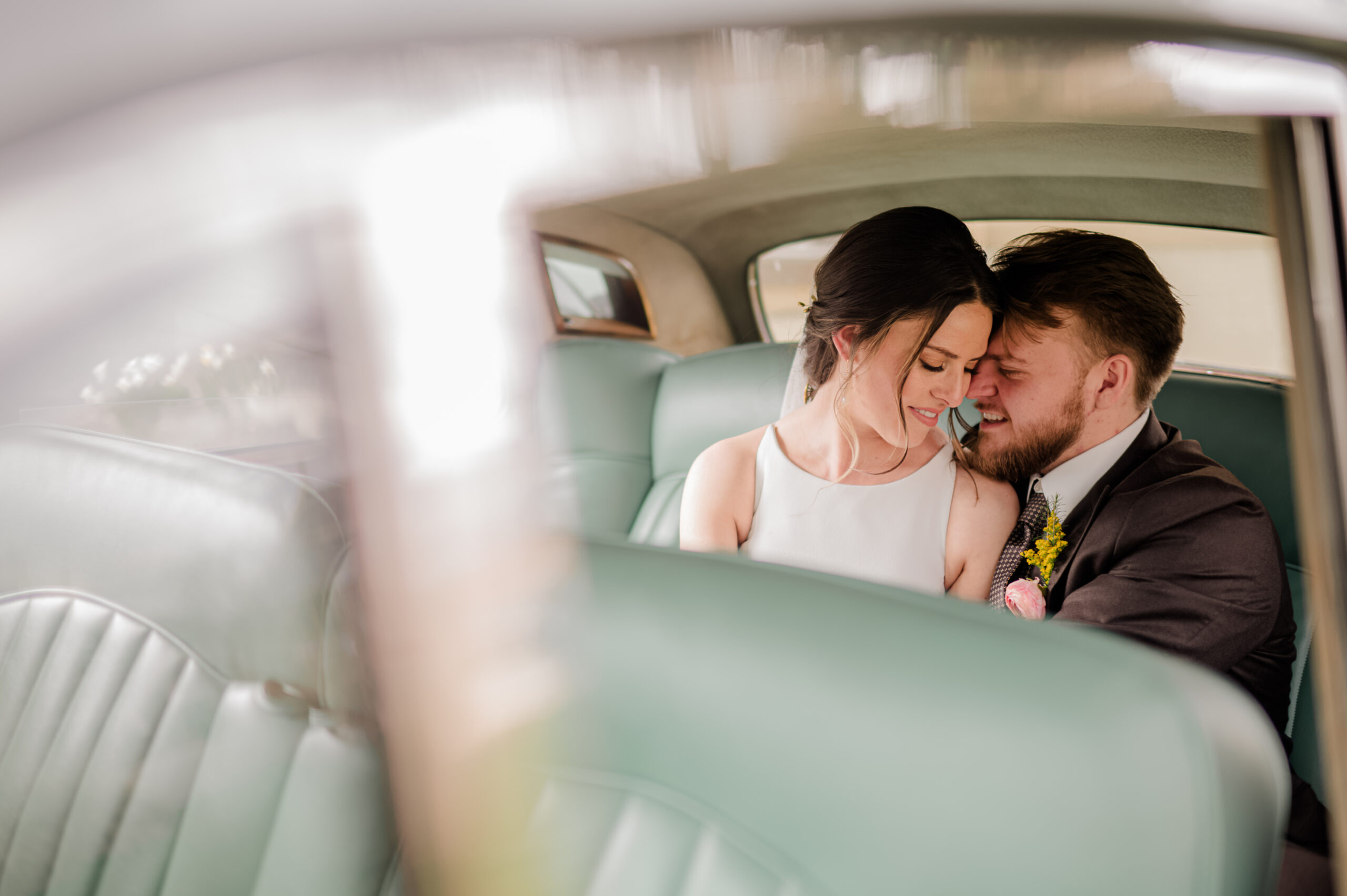 Framing the Moment: 10 “Through a Window” Wedding Portrait Ideas Brides Will Love