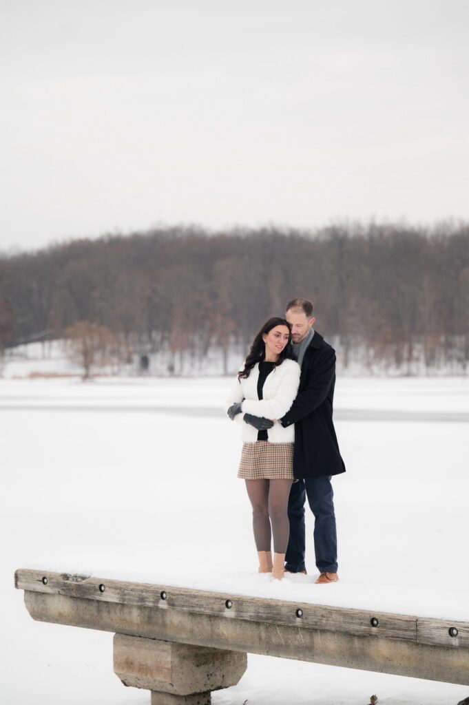 Winter engagement portrait by Life and Lights Photography