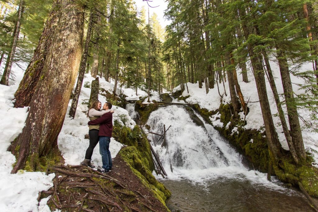 Colorful winter engagement portrait by Tekoa Rose Photo