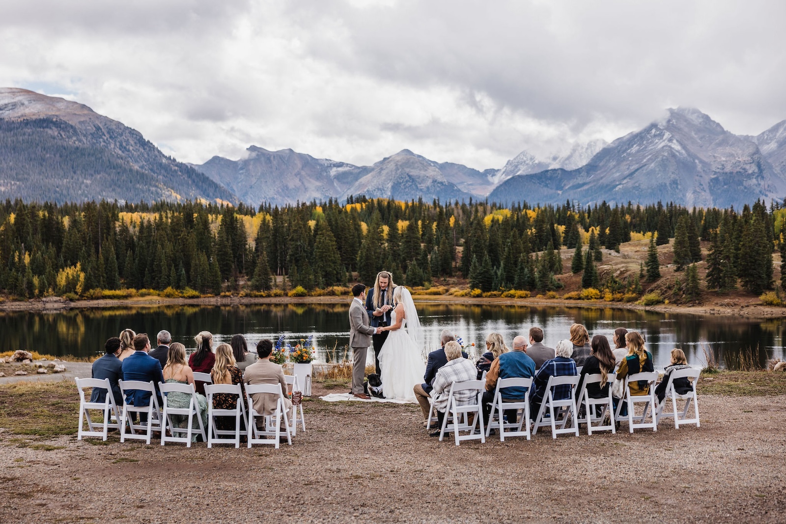 9 Ways to Showcase Mountain Views on Your Wedding Day